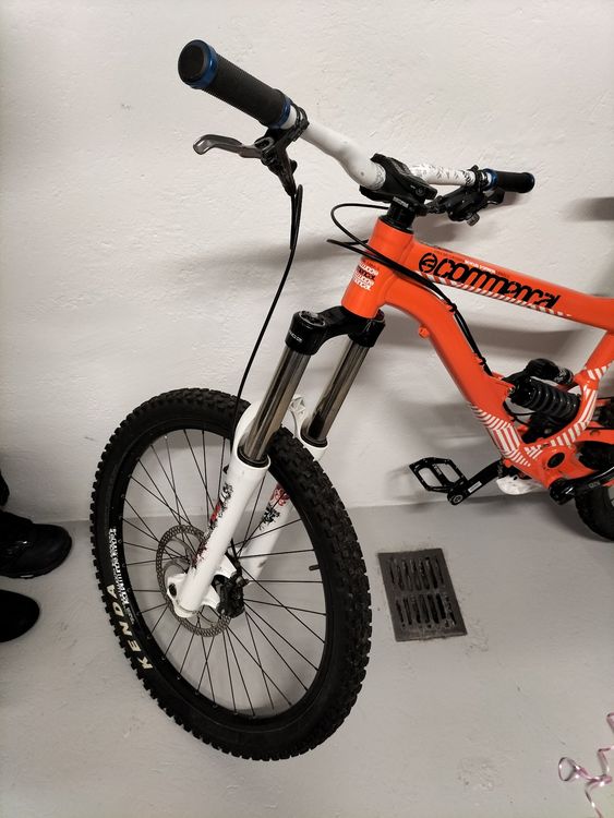 Commencal on sale supreme 6