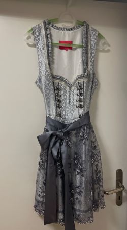 Krüger Dirndl 42 (blau/silber)