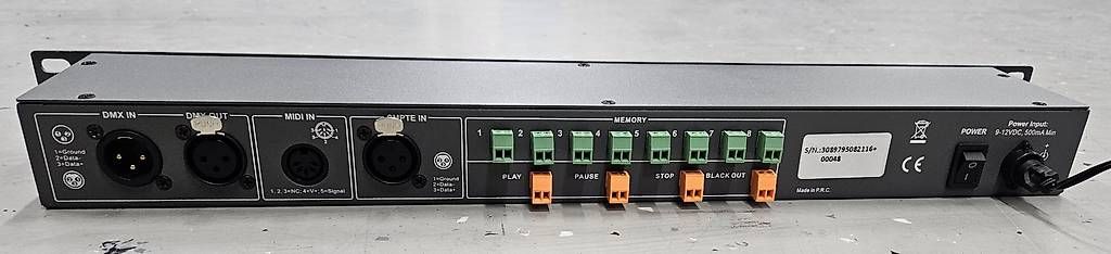 Sistema di controllo: Showtec DR Pro Rack  DMX Rekorder – Usato da Rüti ZH venduto da Philippek 2
