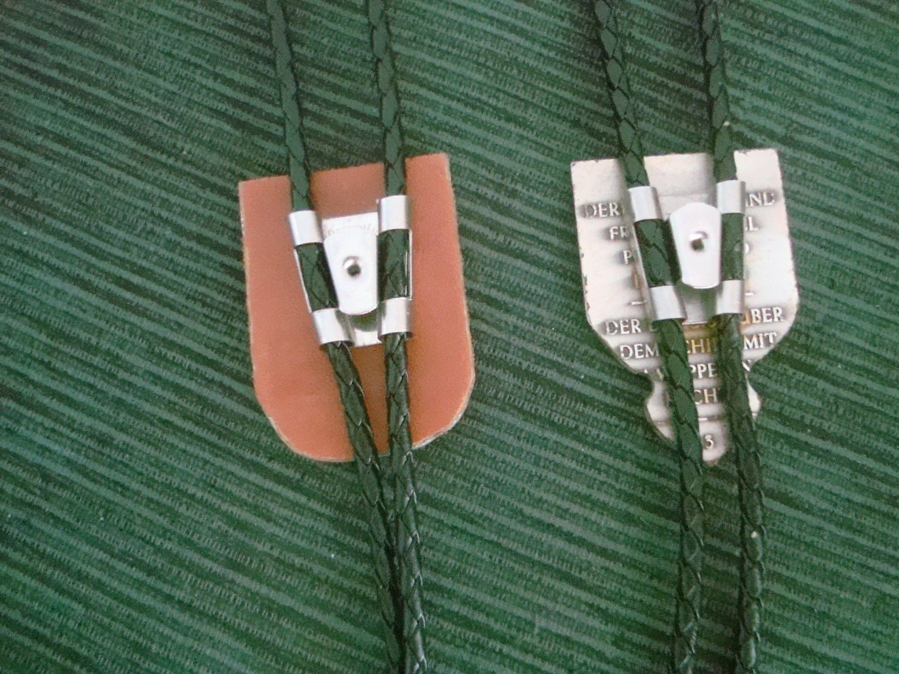 Cravatte: Basler Wappen - 2 Bolo Krawatte - Vintage – Usato da Neuenegg venduto da flohcante 3