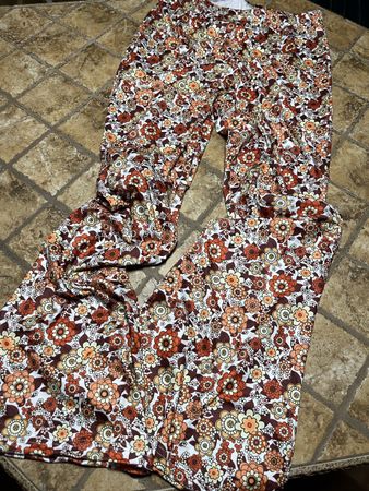 Pantaloni estivi-stile elegante e chic-M/L-nuovi
