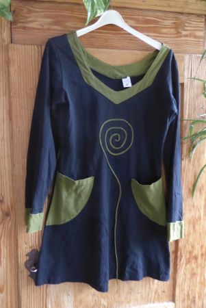 schönes Kleid aus Nepal Gr M/L  Bund 41cm Gesamtlänge 80cm