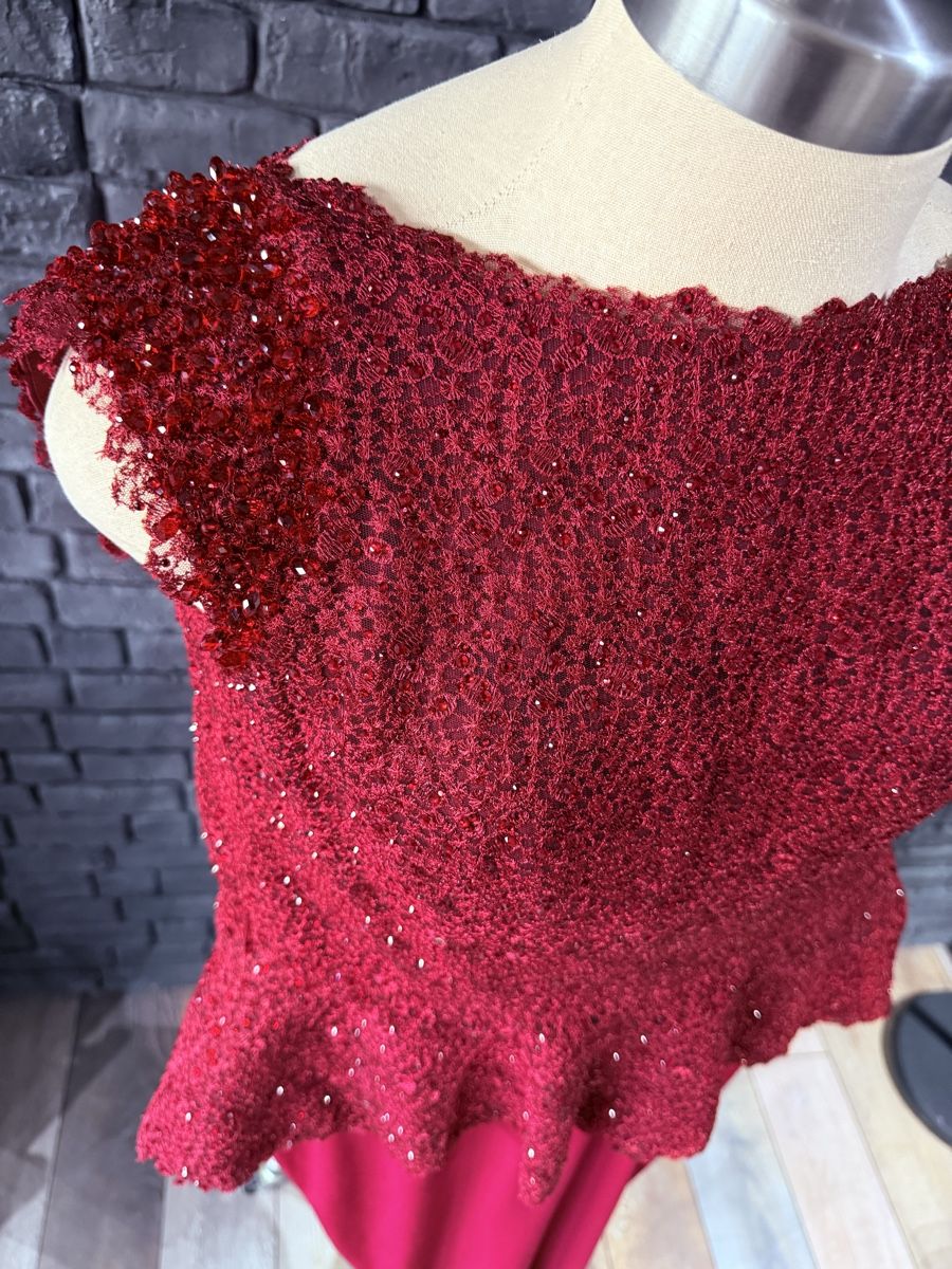 Vestiti: Robe – Usato da Bassins venduto da oal_q2gl 1