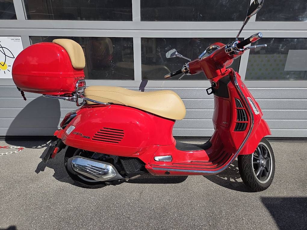 Piaggio Scooter: PIAGGIO Vespa GTS 125 – Usato da Vernate venduto da nma_77kf 2