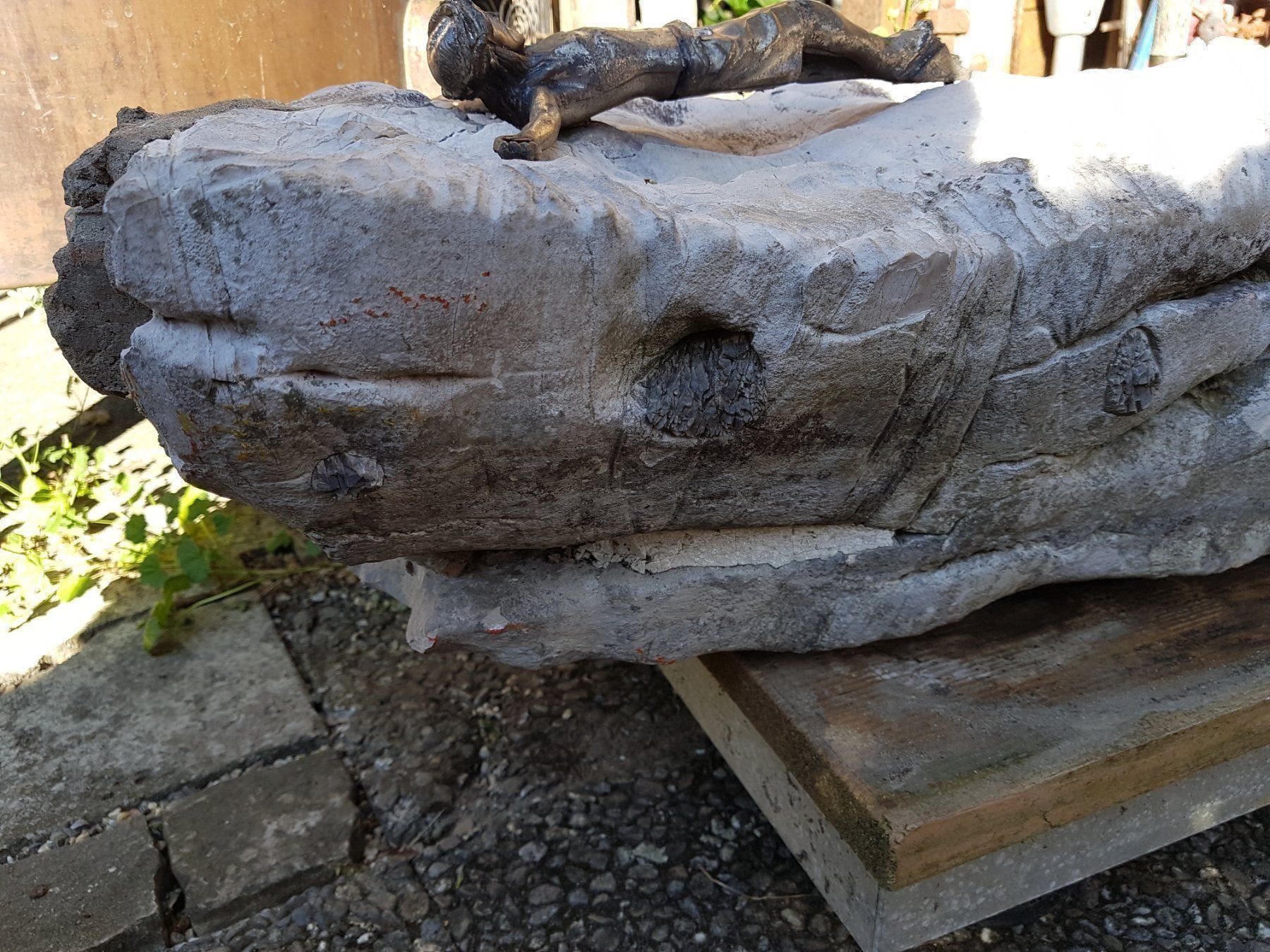 Pietre & tegole: Stein, Grabstein, Kreuz, Jesus – Difettoso da St. Antoni venduto da Mischtle 6