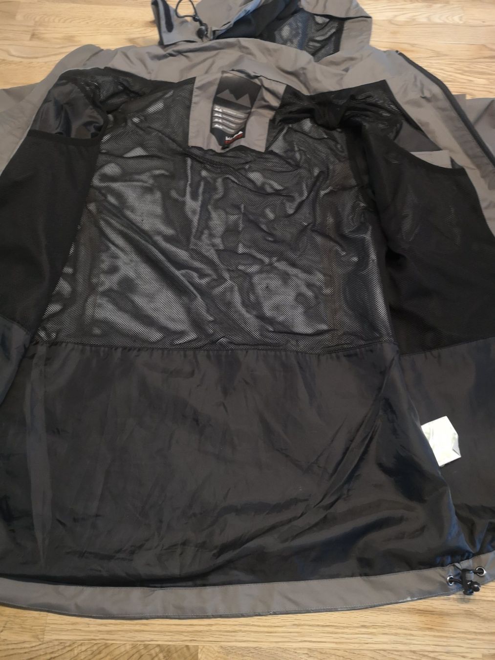 Big Tramp Jacken: Neu :Regen Jacke von Big tramp. Gr S – Neu (gemäss Beschreibung) aus Forch von Hakyboss 9