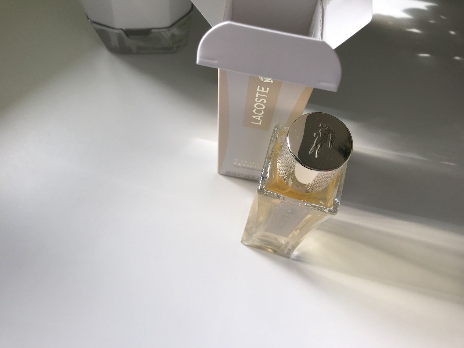 Lacoste Profumi & Eau de Toilette: Lacoste pour femme Eau de Parfum – Nuovo (secondo la descrizione) da Landschlacht venduto da girris100 2