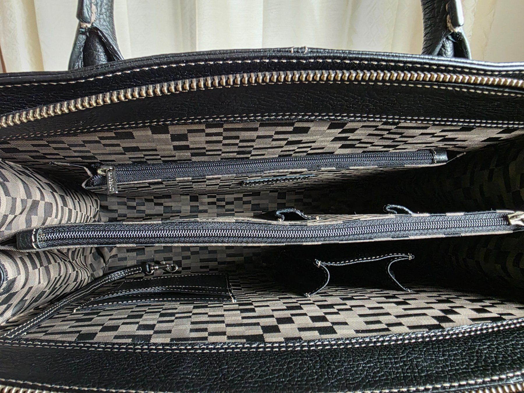 Navyboot Sacs femmes: Navyboot Tasche schwarz – Neuf (Voir description) à Bennau par Fortunata 5