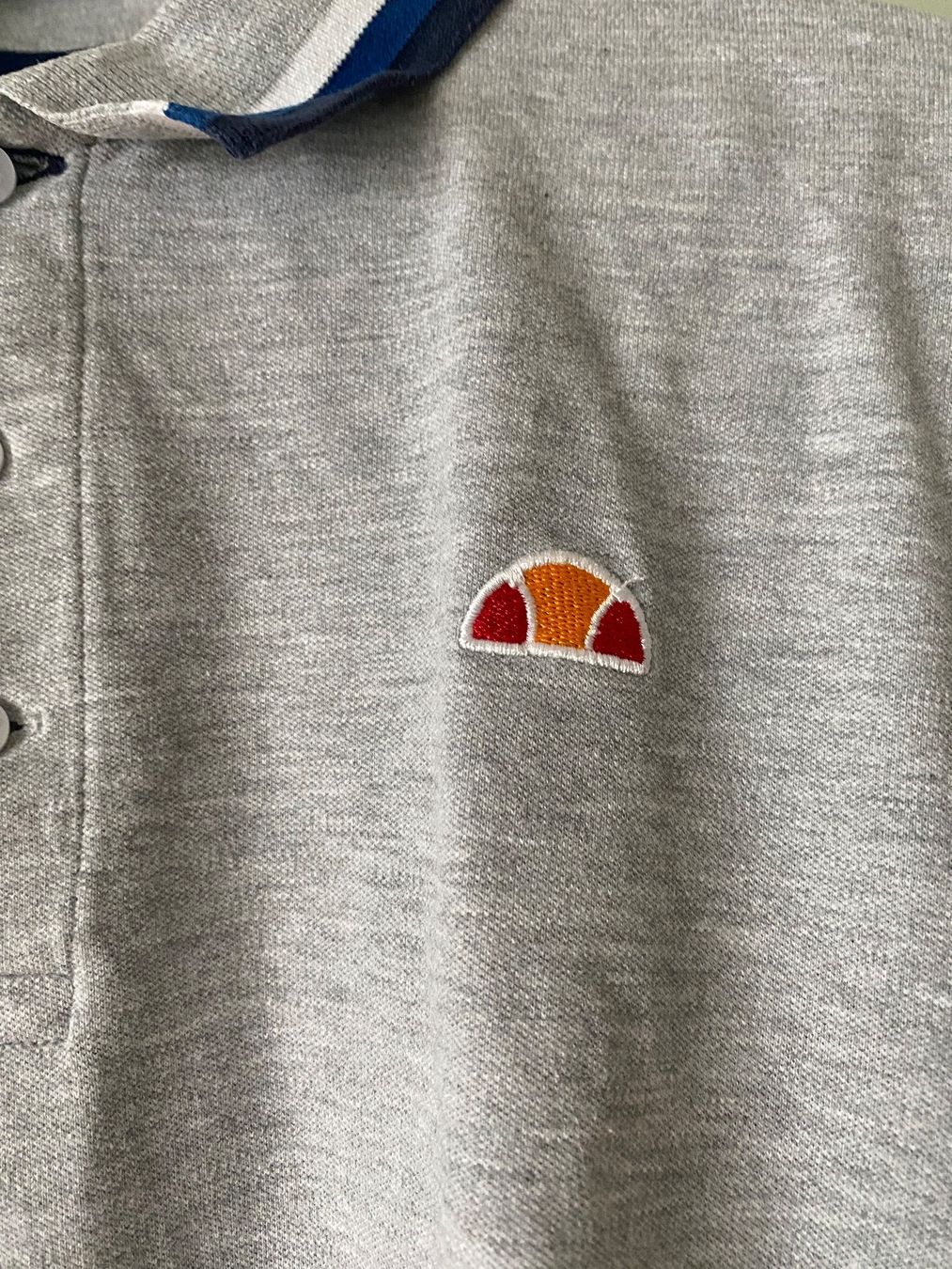 Ellesse Magliette Polo: Polo T-Shirt Ellesse, Grösse M – Usato da Zürich venduto da hulahup 3
