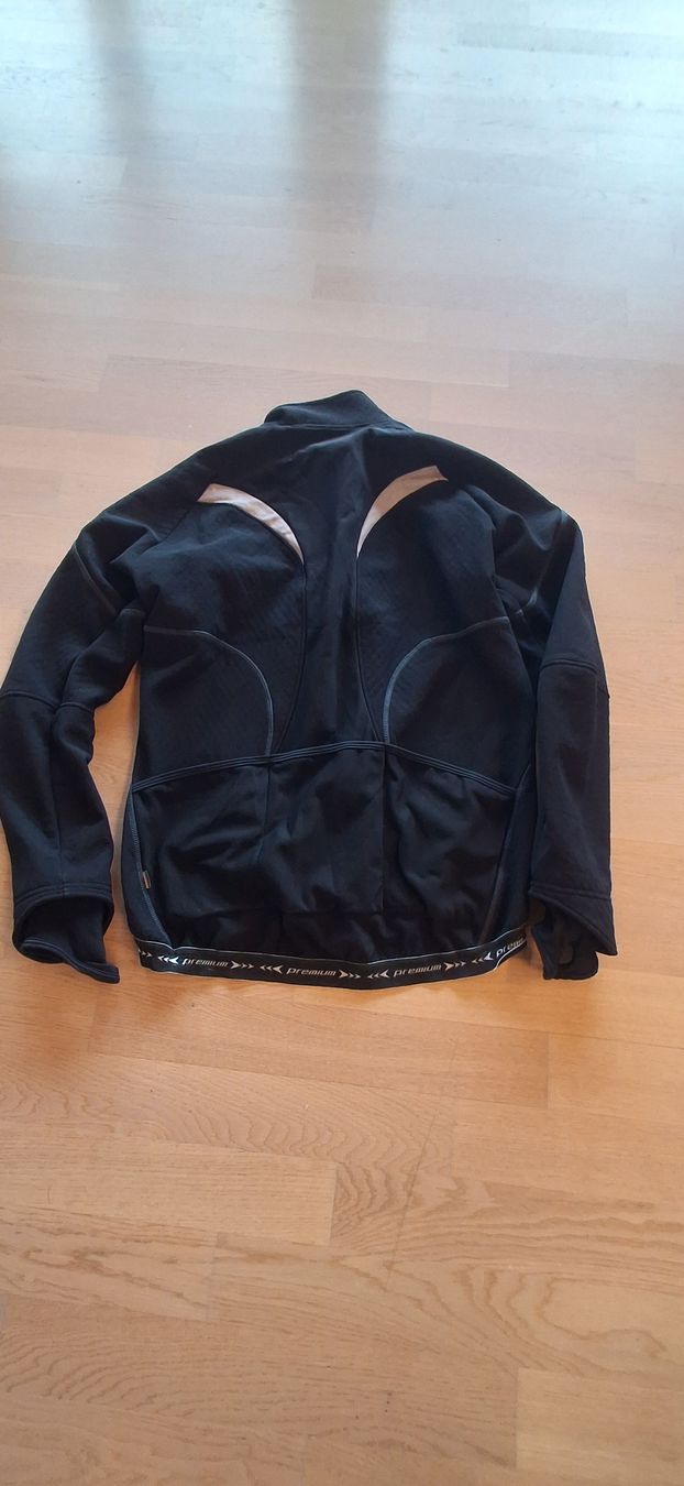Shimano Giacche: Velojacke Winter Shimano – Usato da Seedorf BE venduto da Ab0815 1