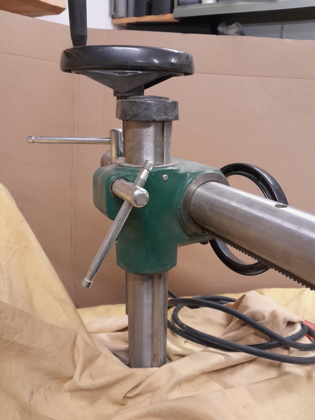 Alle Maschinen: Vorschubapparat FELDER Variofeed3 – Gebraucht aus Baar von holzatelier 5
