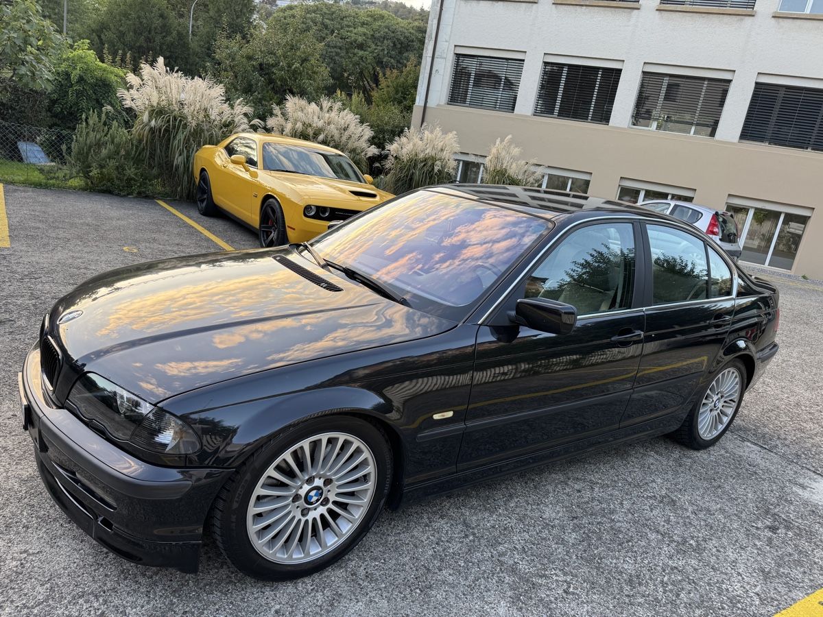 BMW Automobili: BMW 330 i – Usato da Lyss venduto da Leedio 1