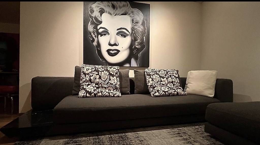 Divani: Sofa FLOYD mit Hocker von ALBERTA – Usato da Wangen SZ venduto da mha_j9rz 1