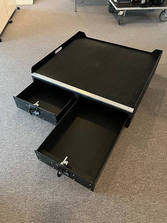 Accessori per altri veicoli: Land Rover Discovery 4 drawer unit – Usato da PUIDOUX venduto da ralphgibson 2