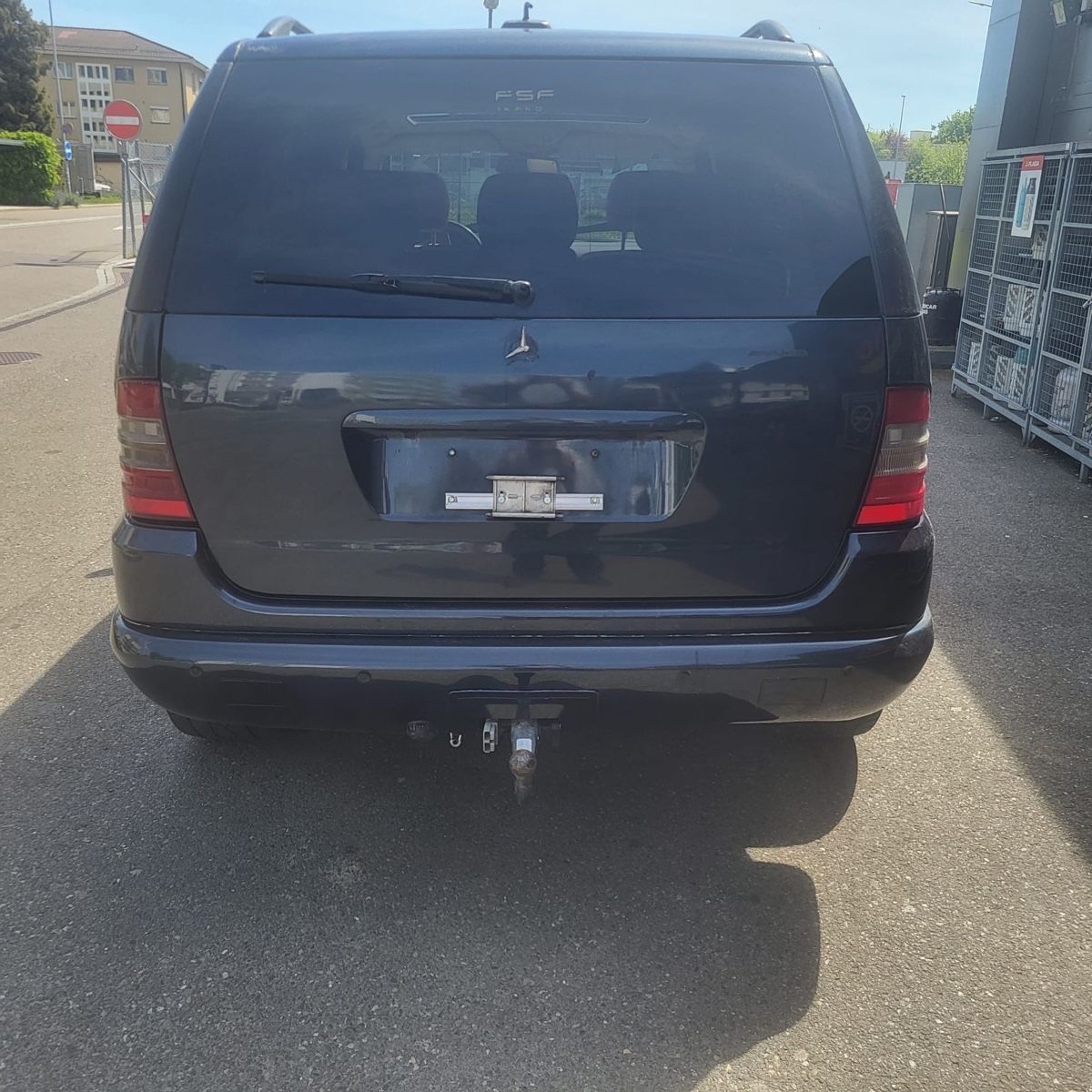 Mercedes-Benz Automobili: Mercedes ML 270 CDI – Usato da Fällanden venduto da wal_6qgk 6