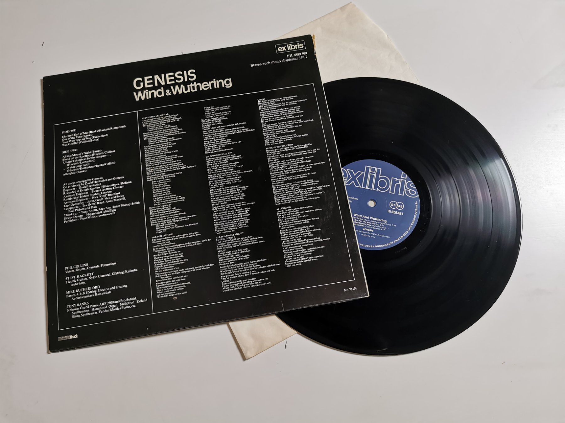 Schallplatten: GENESIS - WIND & WUTHERING – Gebraucht aus Grafenried von House-of-Oldies 1