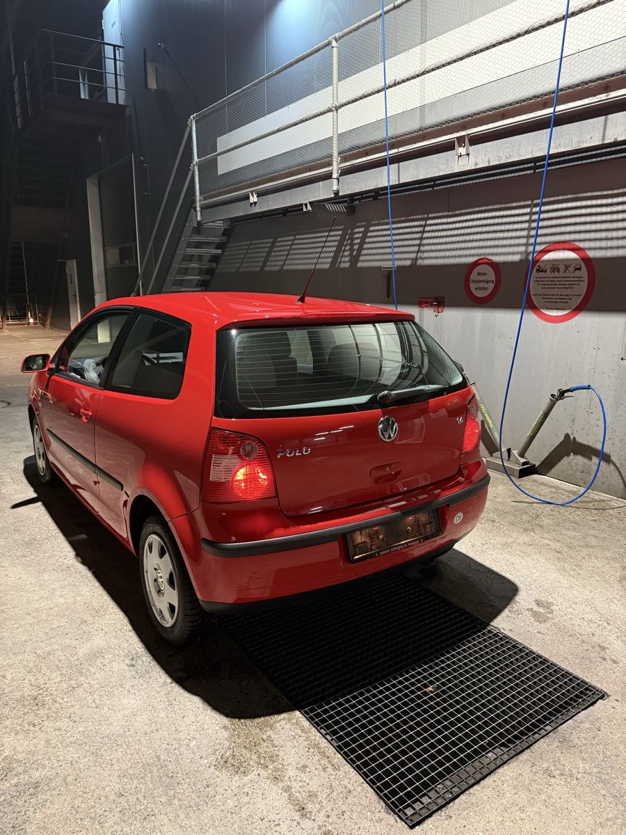 VW Autos: WV polo 24.000 km – D'occasion à Schaffhausen par Adr.46 1