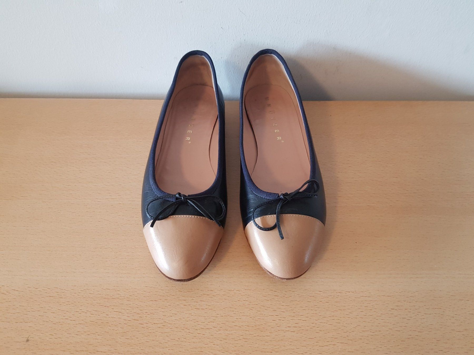 Scarpe da donna: Unützer Leder Ballerina Grösse 36 – Usato da Basel venduto da Birs868 1
