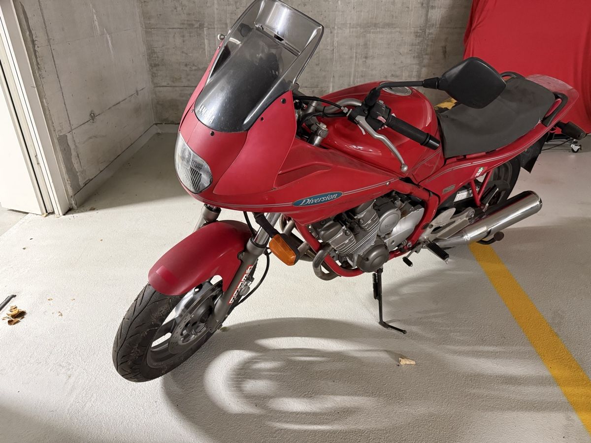 Yamaha Strada: Yamaha XJ600 Diversion – Difettoso da Wollerau venduto da baronblitz 1