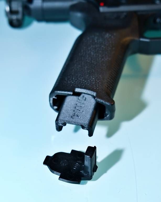 Tutti gli attrezzi: AR / M4 Magazin Ladehilfe Speedloader – Nuovo (secondo la descrizione) da Birmensdorf ZH venduto da VoodooClone 4