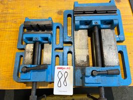 2 Schraubstöcke (Lot 88) 6374 Buochs