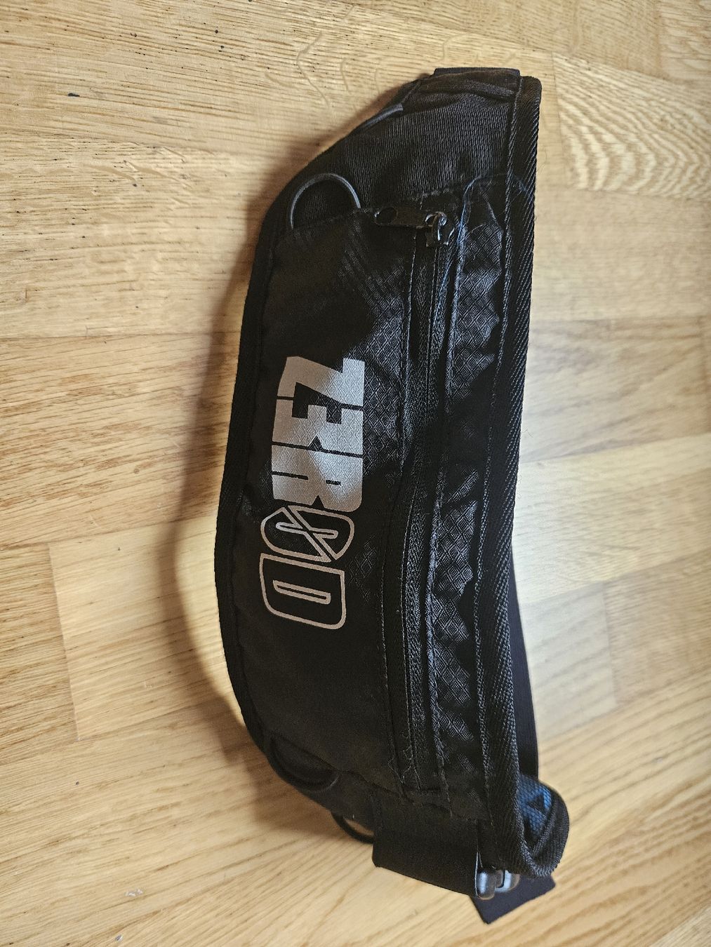 Borse: Runningbelt Zerod – Usato da Luzern venduto da blackcat010