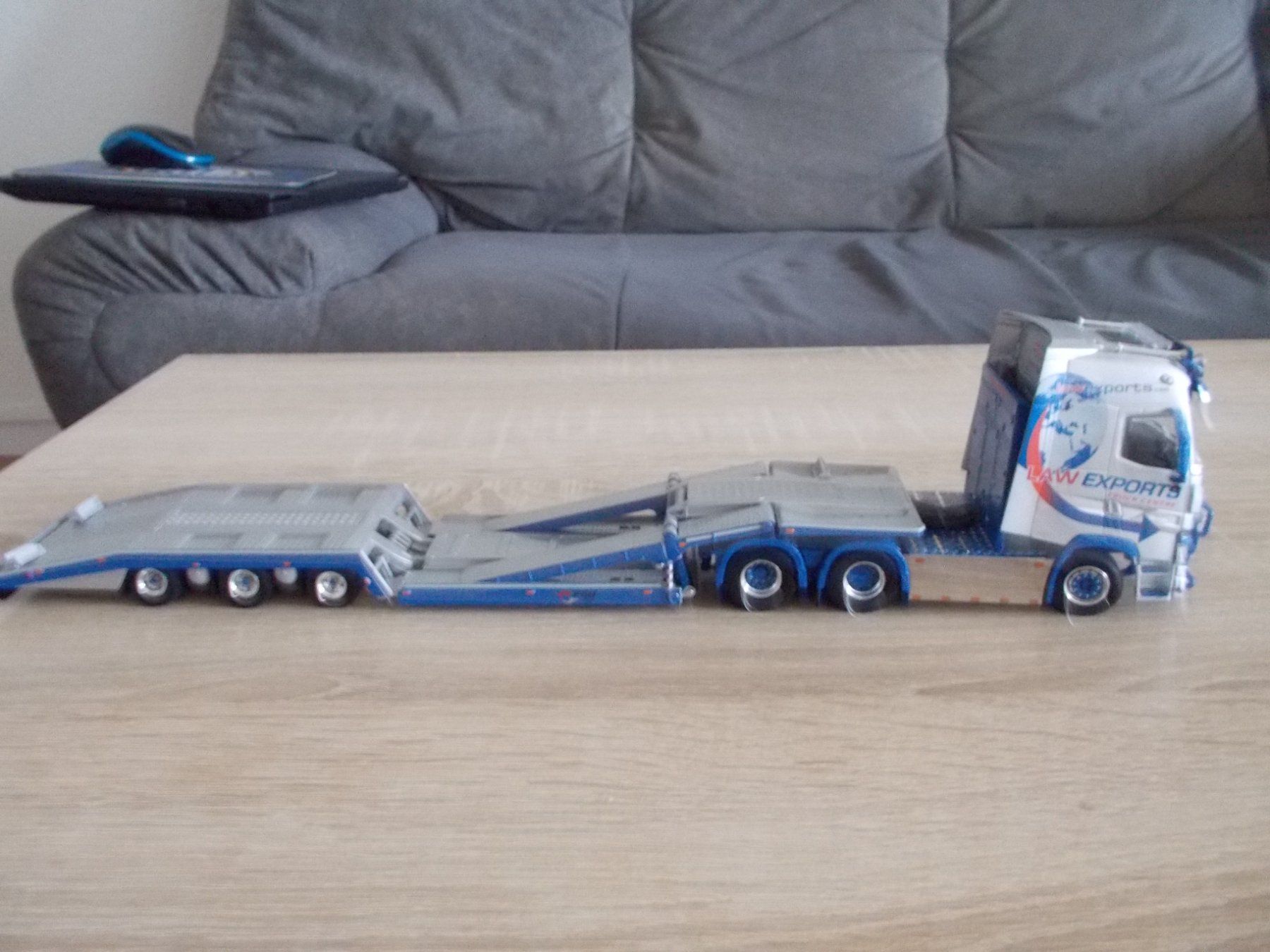 Modellautos: Renault T von WSI – Neu und originalverpackt aus Weinfelden von Simalaia