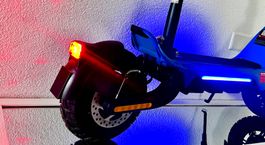 cooler starker Elektro Scooter 48V 15AH Marke Highper