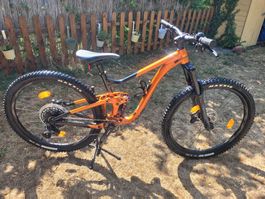 Giant Fully Bike Gr S
