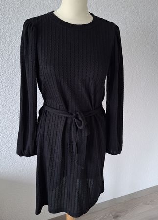Schwarzes, leichtes Strick Kleid mit Gürtel, Gr. XS/34 👗neu
