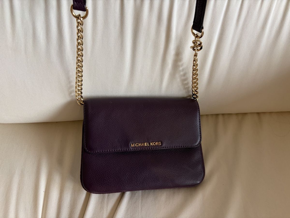 Michael Kors Borse da donna: Michael Kors Leder-Umhängetasche – Nuovo (secondo la descrizione) da Erlenbach ZH venduto da sun_ws99