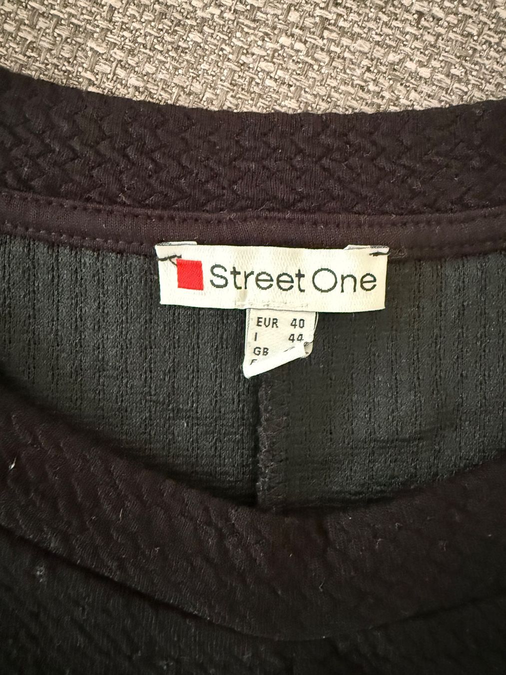 Top: Oberteil von Streetone, Gr. 40 – Usato da Wettingen venduto da Clodle81 2