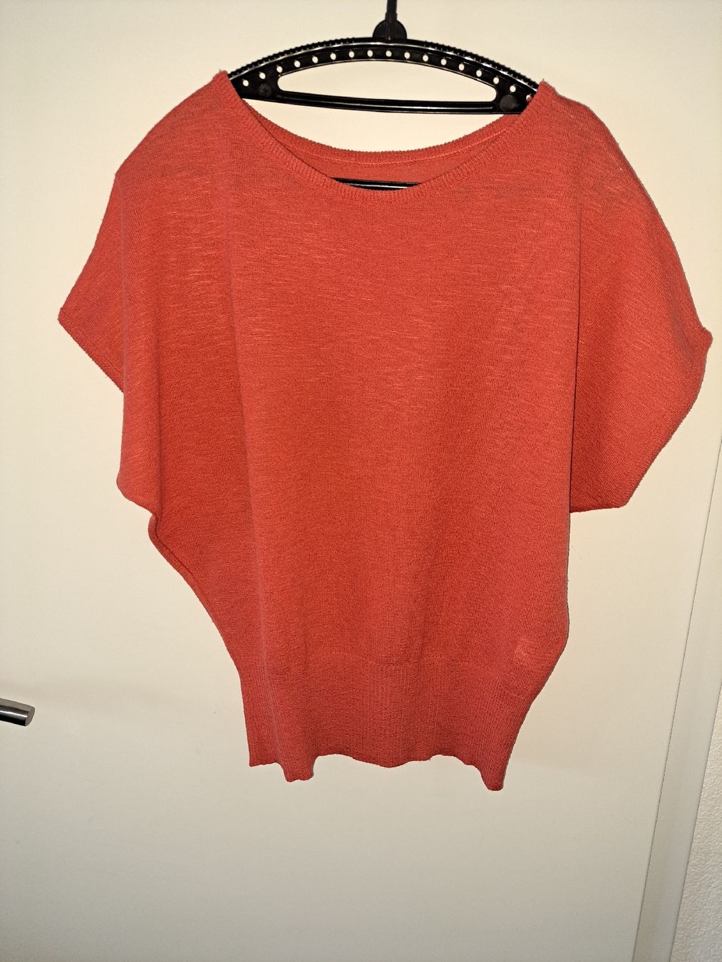 Maglioni & Felpe: Damen Pullover orange Grösse 38 guter Zustand – Usato da Pfäffikon SZ venduto da eri_7mwm