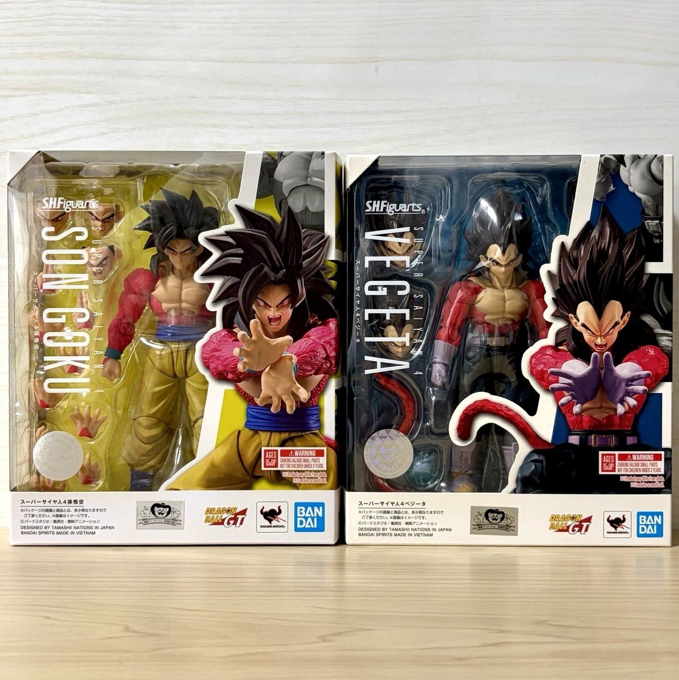Statuette: SHF Son Goku and Vegeta SS4 – Nuovo e nell'imballaggio originale da Glattfelden venduto da Jenushan.j