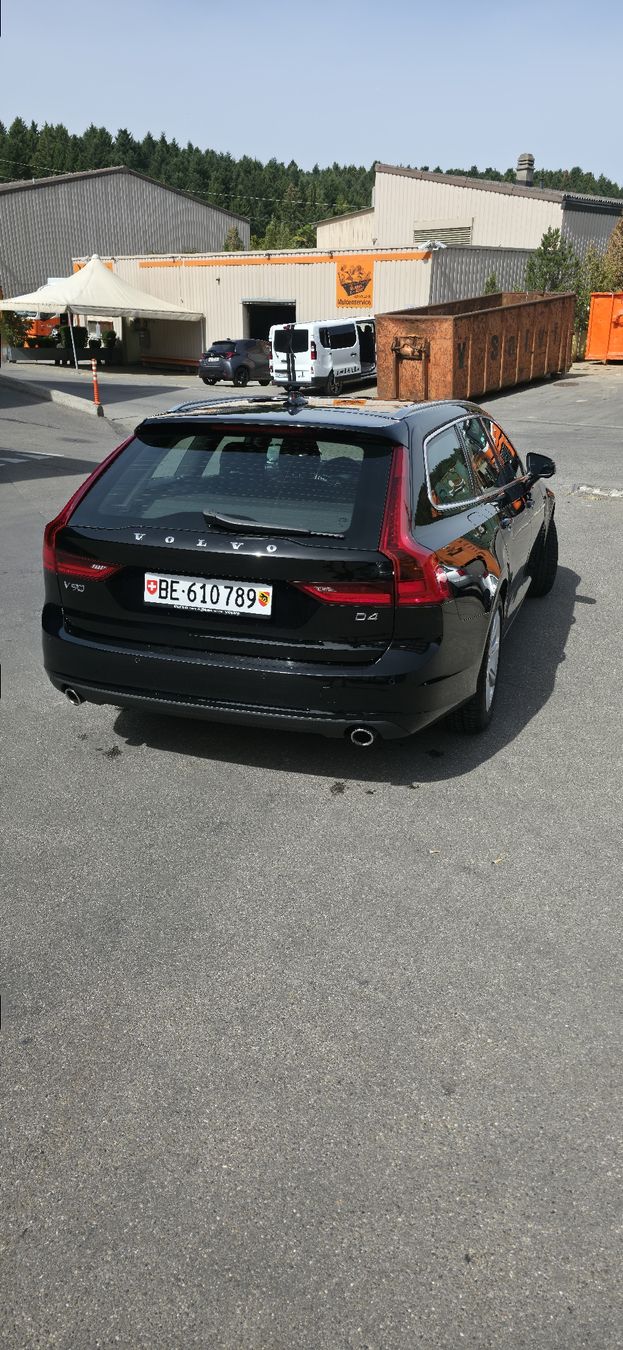 Volvo Automobili: Volvo V90 D4 – Usato da Rüfenacht BE venduto da adm_d5bz 2