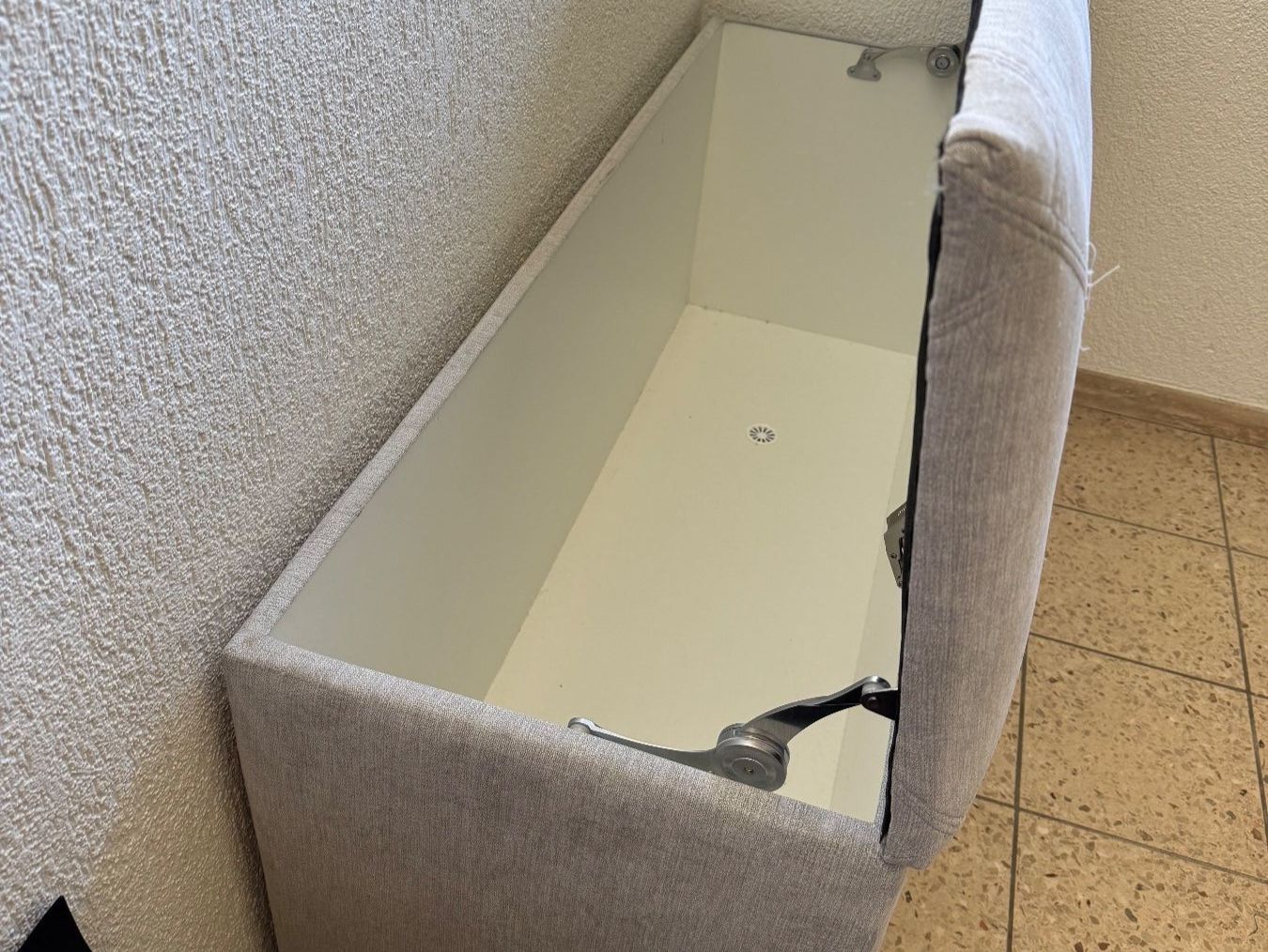 Panchine: Sitztruhe – Usato da Sissach venduto da tan_8m8s 1