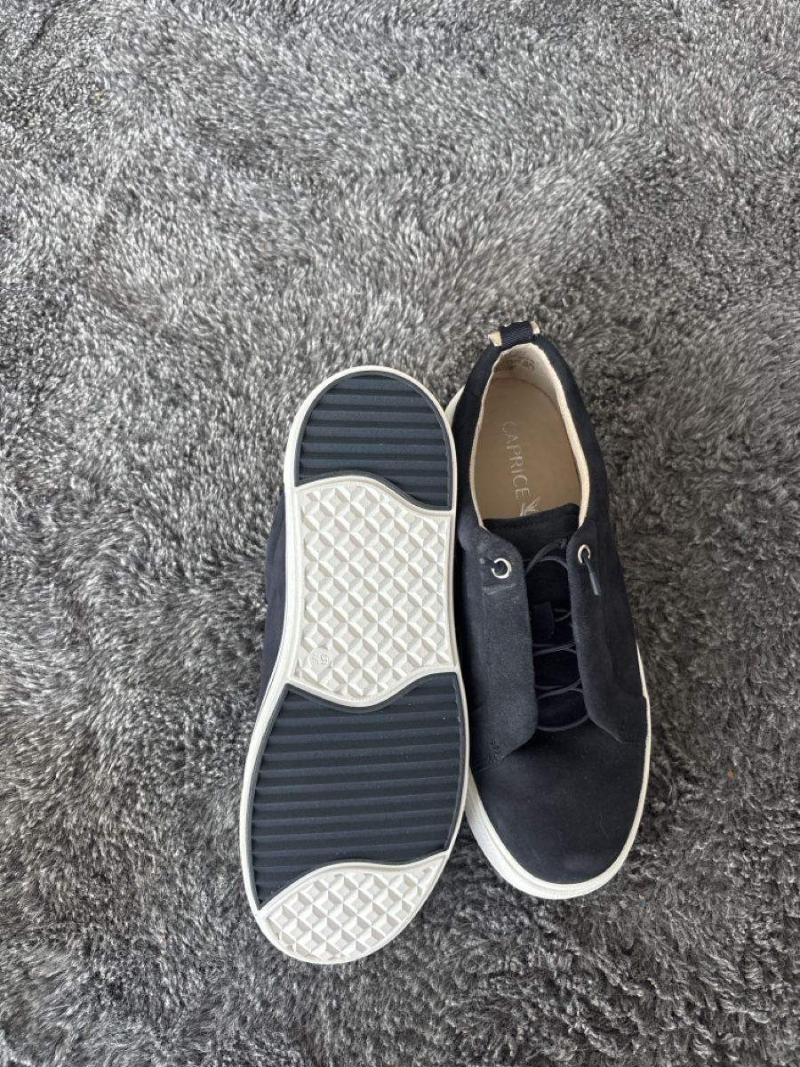 Chaussures femmes: Caprice Sneaker Gr 5.5 / 38.5 – Neuf (Voir description) à Embrach par Dmoney 2