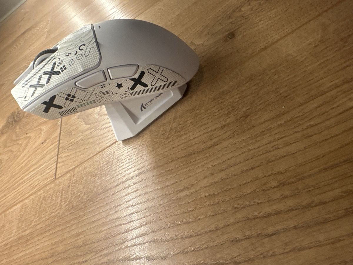 Mouse: Attack Shark X11 – Usato da Liebistorf venduto da Louisella 3