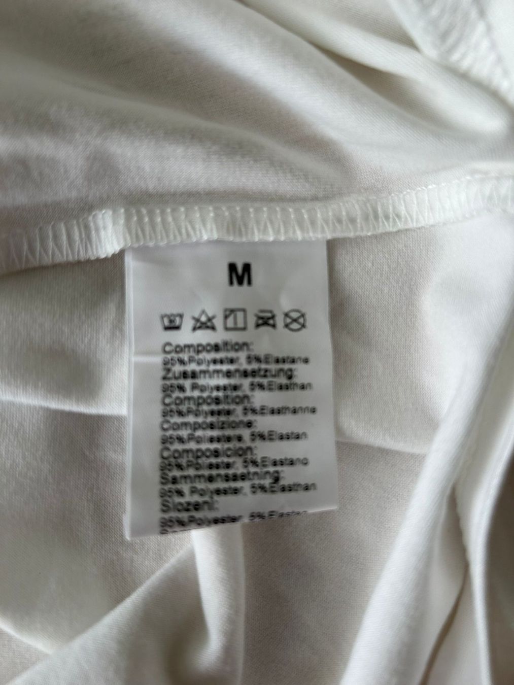 Vestiti: Vestito bianco tg.M poliestere – Usato da Melano venduto da H-Sara 1