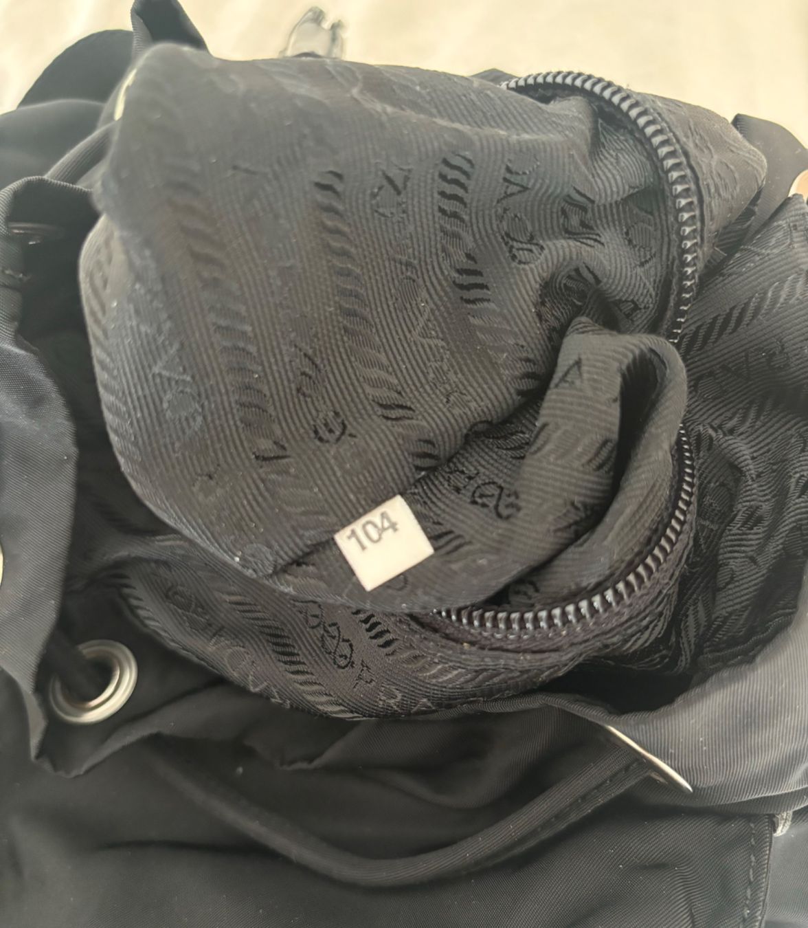 Prada Rucksäcke: Prada Mini Rucksack – Gebraucht aus Zürich von ccitylightss 3