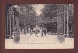 GENEVE - Entrée de la Promenade des Bastions