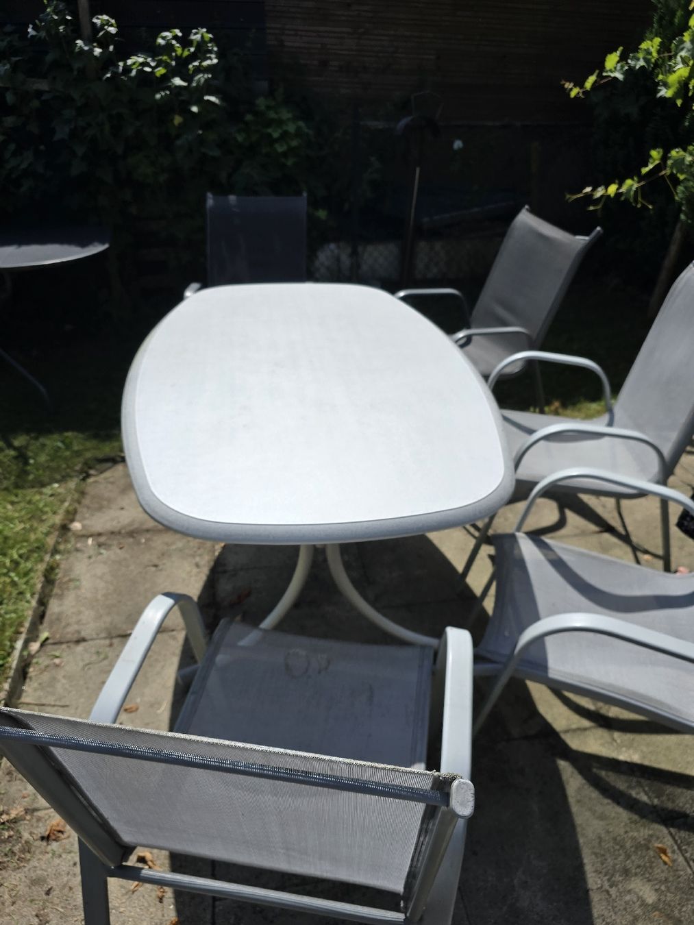 Tischset: Garten Tisch  – Gebraucht aus Birr von B.Leo