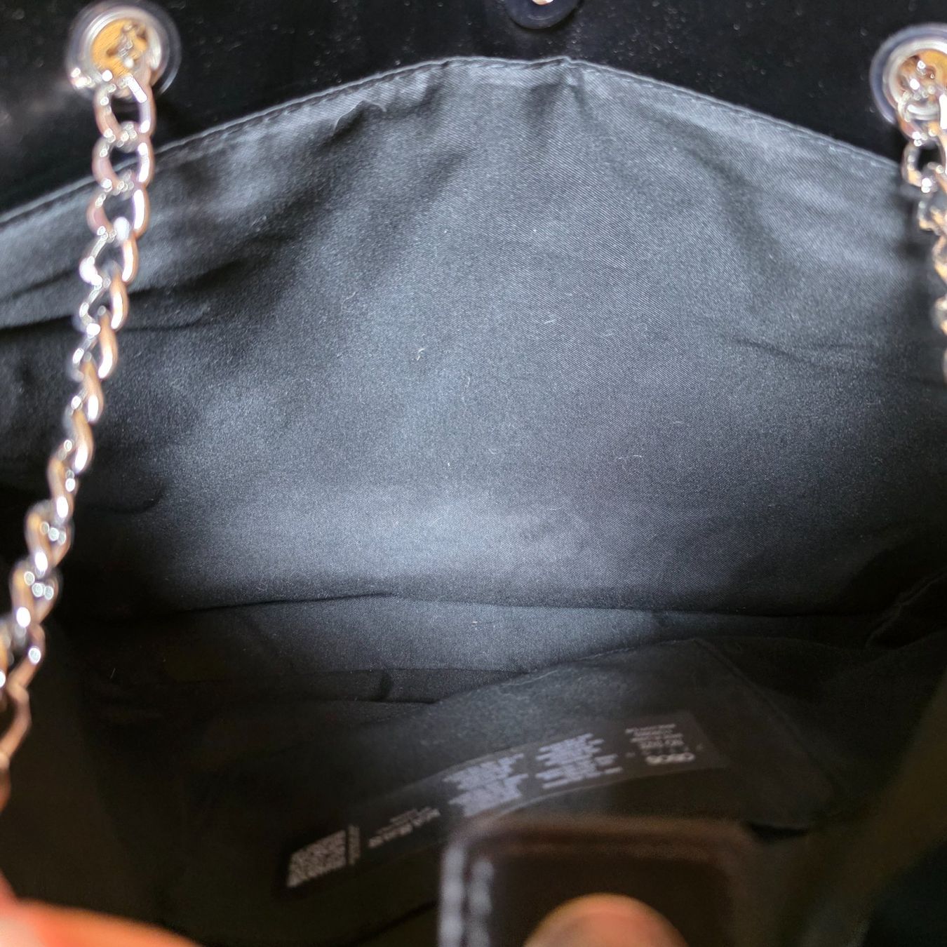 Asos Borse da donna: ASOS gesteppte schwarze Tasche mit Kette – Usato da Wald ZH venduto da CapLux 3