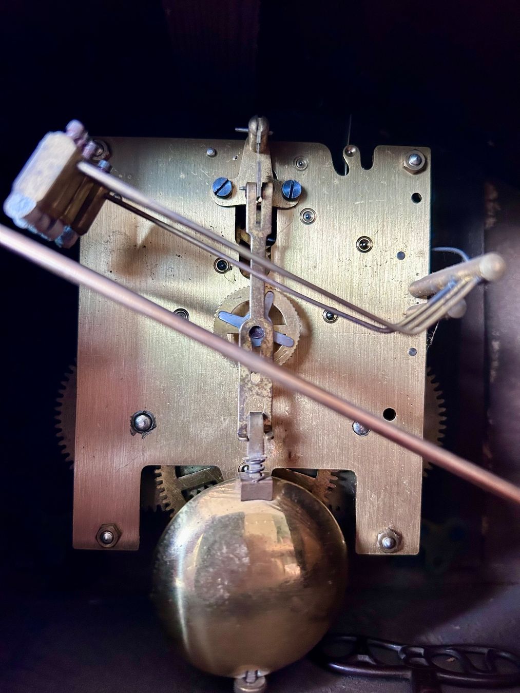 Orologi da terra & Orologi da parete: Antike Buffet-Pendel-Uhr – Usato da Heerbrugg venduto da Mediabox 1