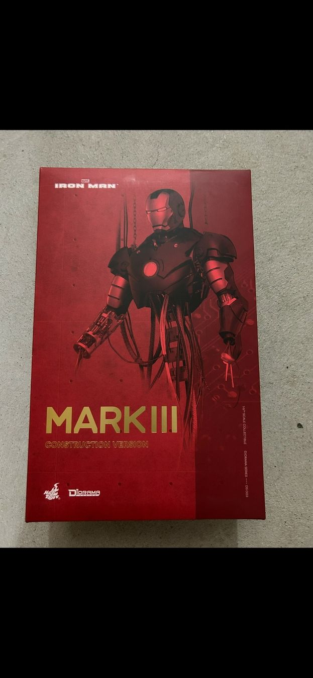Hot Toys Figurines: Hot Toys Iron Man Mark III Construction Version Actionfigur – D'occasion à Rorschacherberg par fil_g9wg