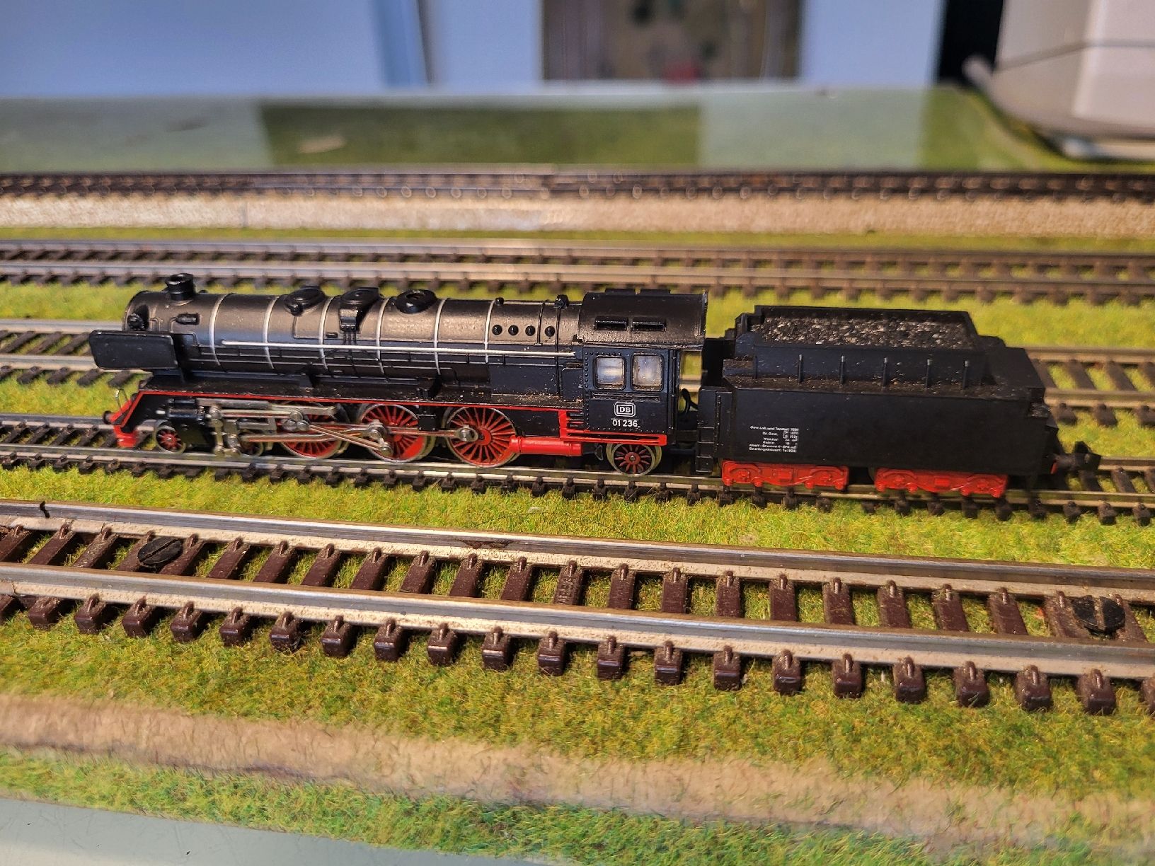 Trix Modellini di ferrovie: Mini Trix 2990 Dampflok Analog Spur N – Usato da Pfäffikon SZ venduto da abschleppfahrzeug