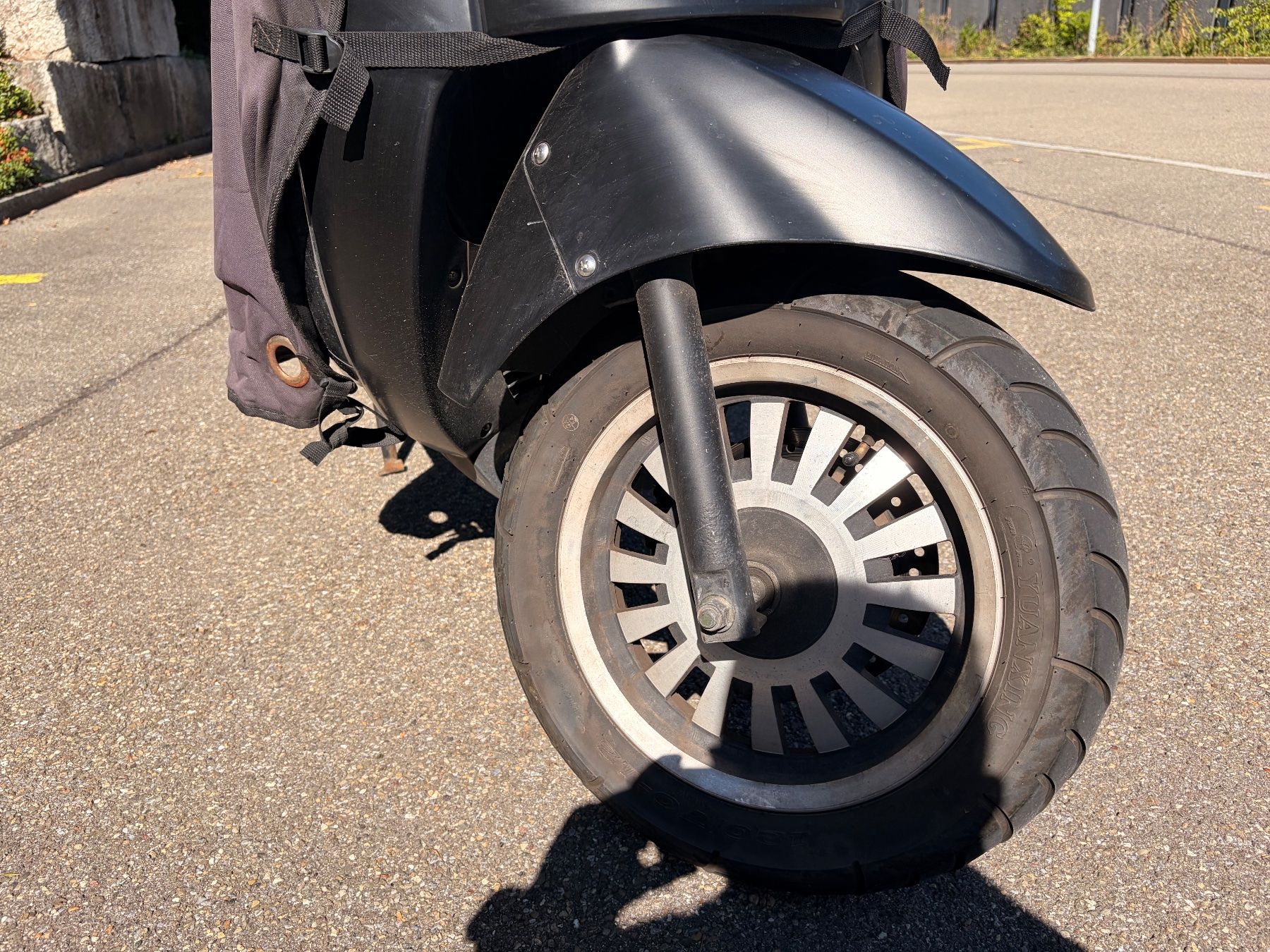 Scooter: Elektro Roller Sakura JS2A – Difettoso da Zumikon venduto da Moedi16 4