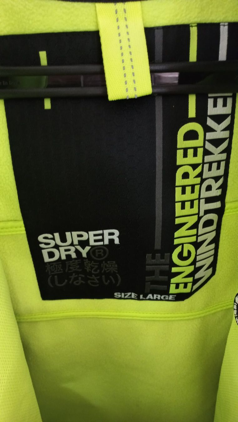 Superdry Jacken: Superdry Windtrekker Softshell Jacke – Neu (gemäss Beschreibung) aus Niederried b. Kall von gabber23 4