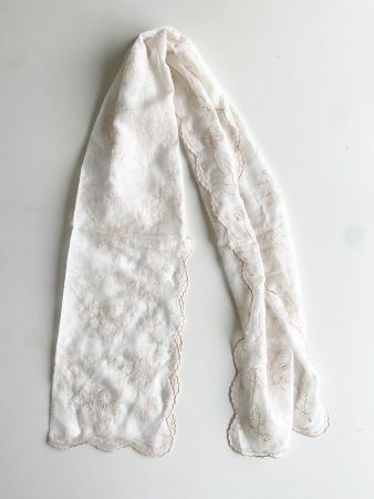 Schal im Vintage-Stil- weißer Stickerei150x45cm