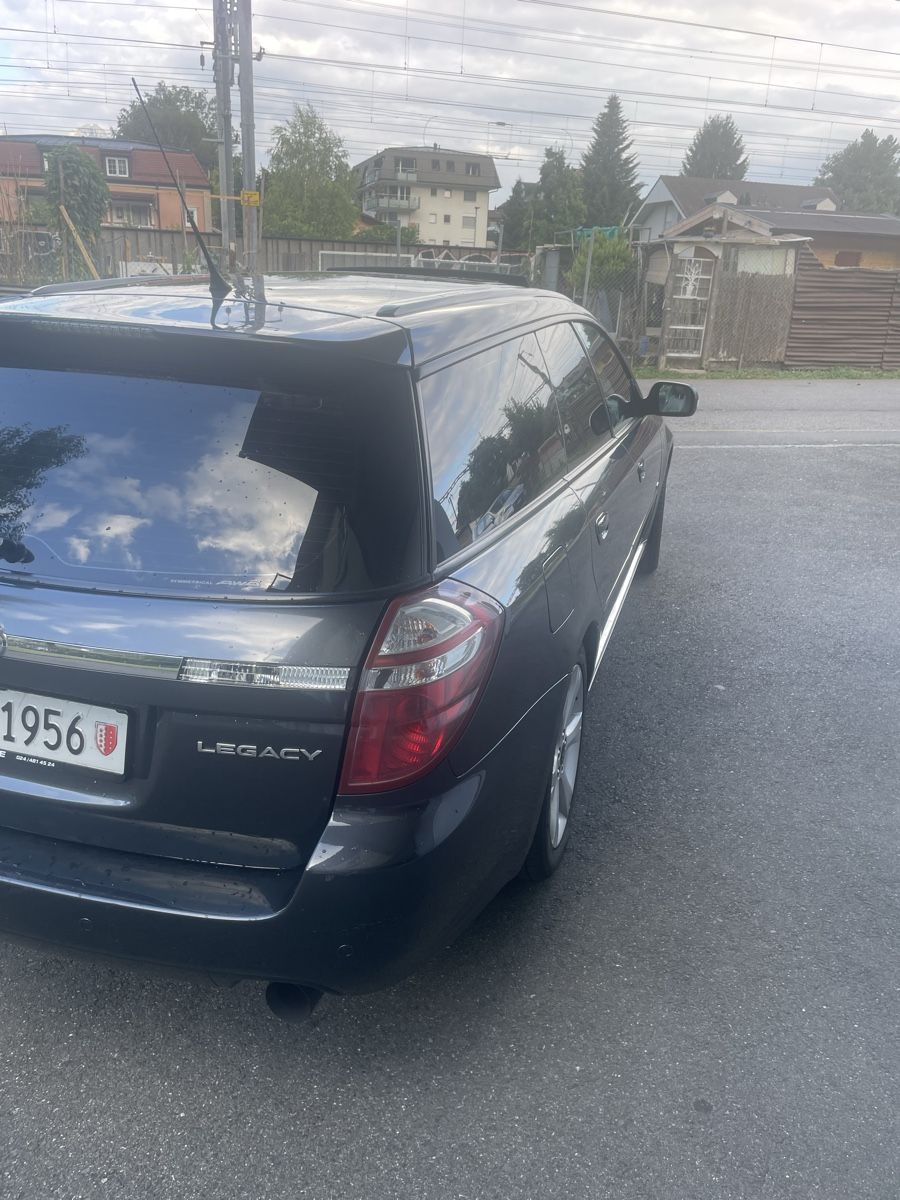 Subaru Automobili: Subaru legacy 3.0R – Usato da Bouveret venduto da lem_6l5t 1